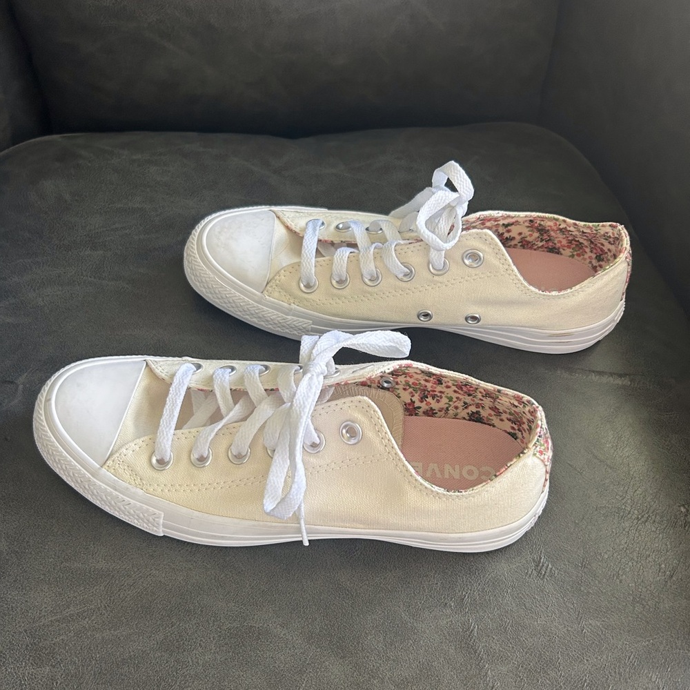 Converse Women's Cream Canvas Sneakers with Floral Lining